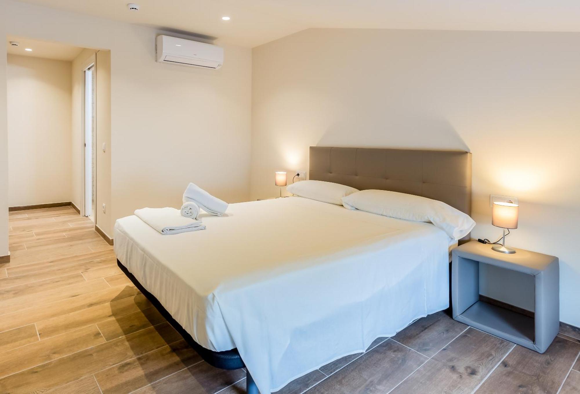 Can Cintet 3 Apartamento Con Terraza En Besalú Exteriér fotografie