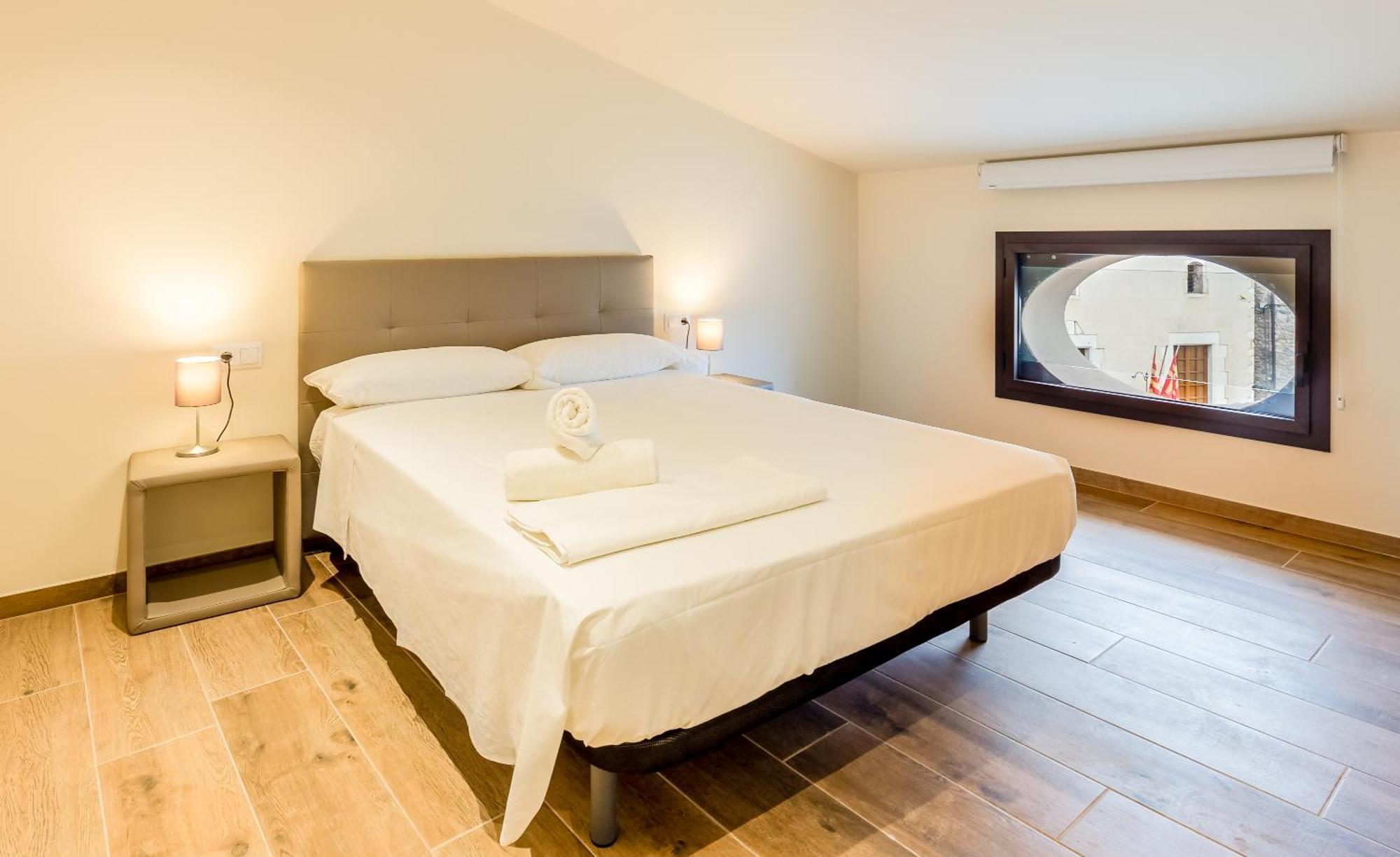 Can Cintet 3 Apartamento Con Terraza En Besalú Exteriér fotografie